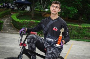 Juan Pablo Colegio Canaverales Campeón del Torneo Vallecaucano de BMX