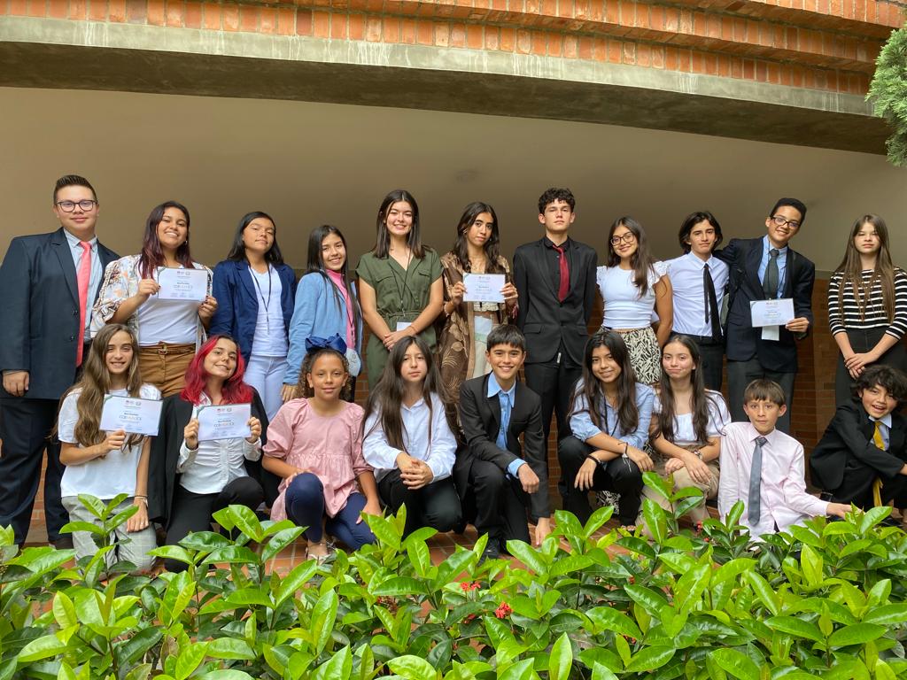 Estudiantes Cañaveralinos destacan CCBMUN